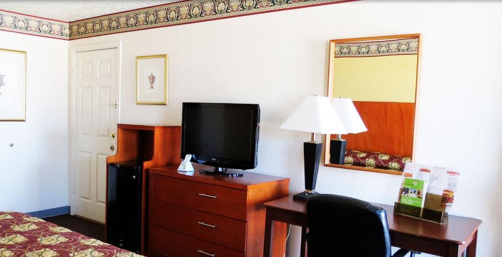 Winnie Inn And Suites Rom bilde